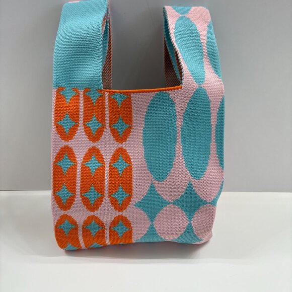 Wrist Tote Bag - 100% Polyester- Geometric - Pink, Blue & Orange - NWT - Picture 4 of 9
